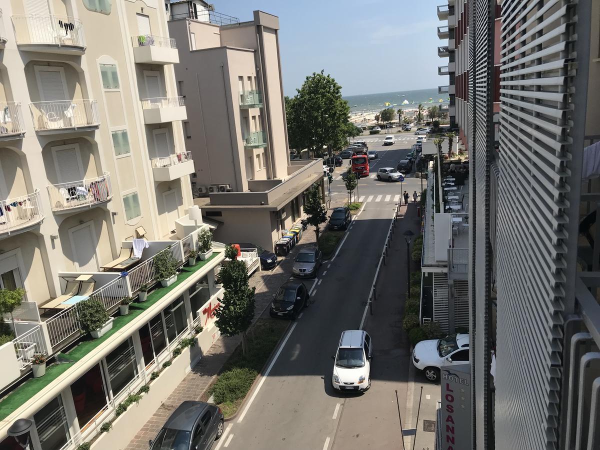 Hotel Losanna 리미니 외부 사진
